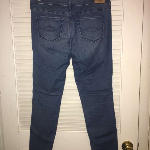 Abercrombie & Fitch Light Wash Jeggings - Picture 2 of 3